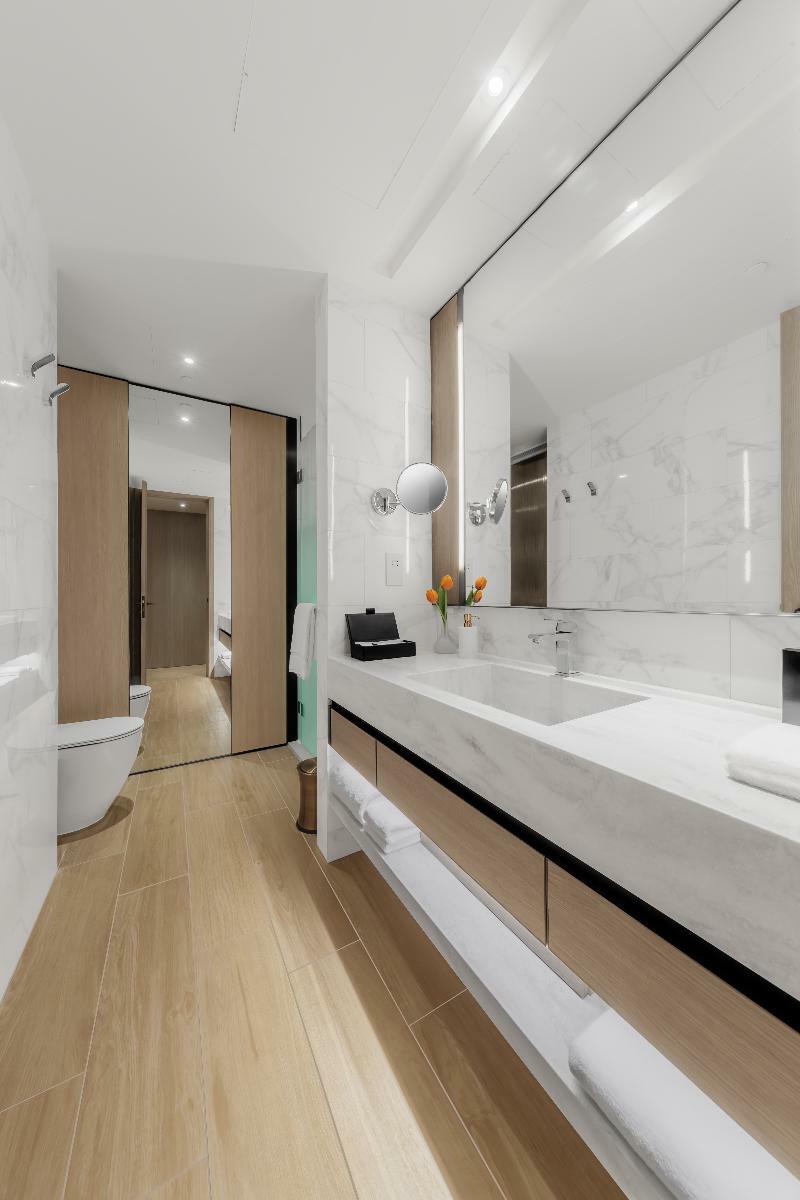 Alva Hotel By Royal Hong Kong Esterno foto Bathroom