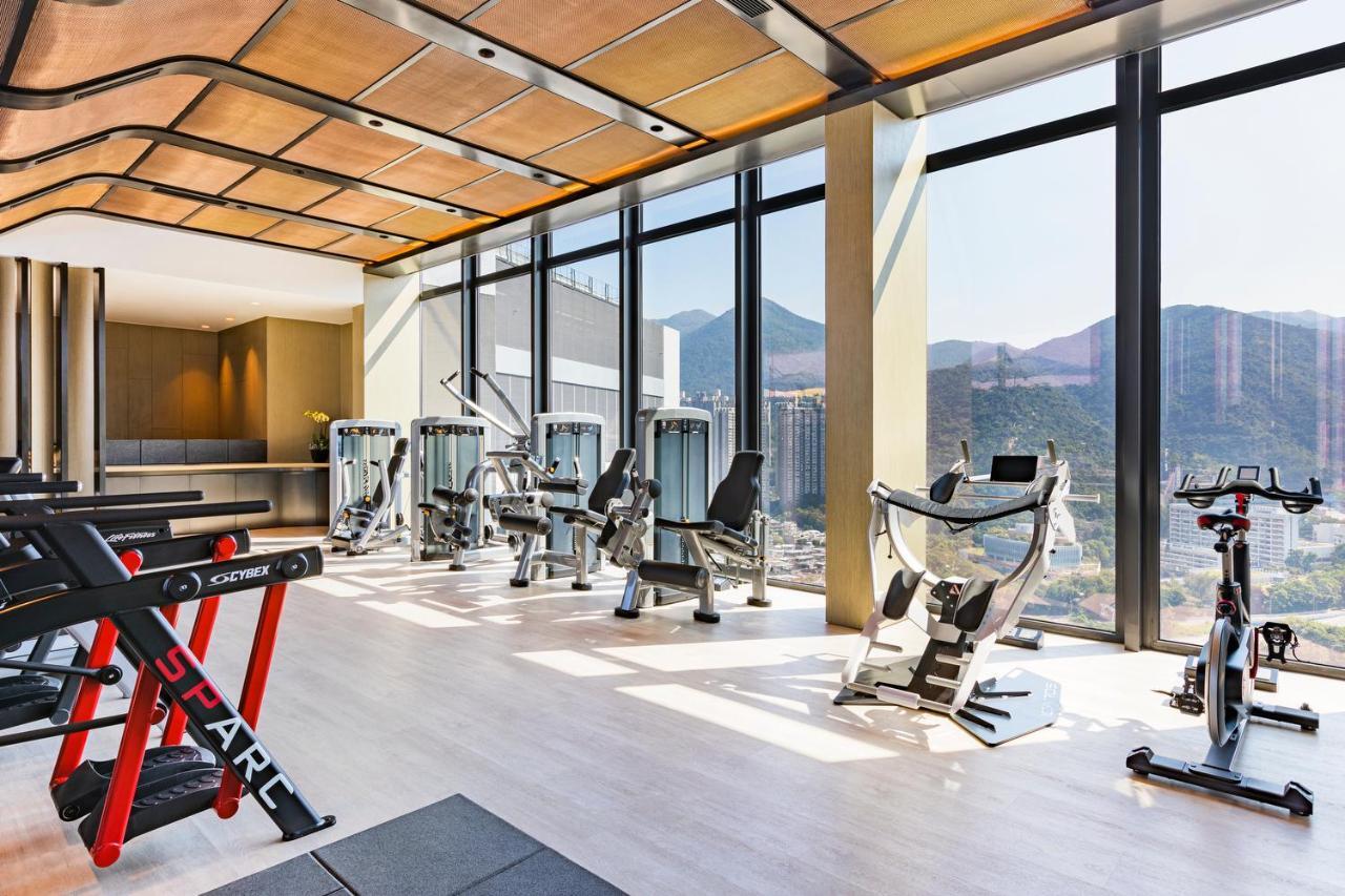 Alva Hotel By Royal Hong Kong Esterno foto The gym at The Mira